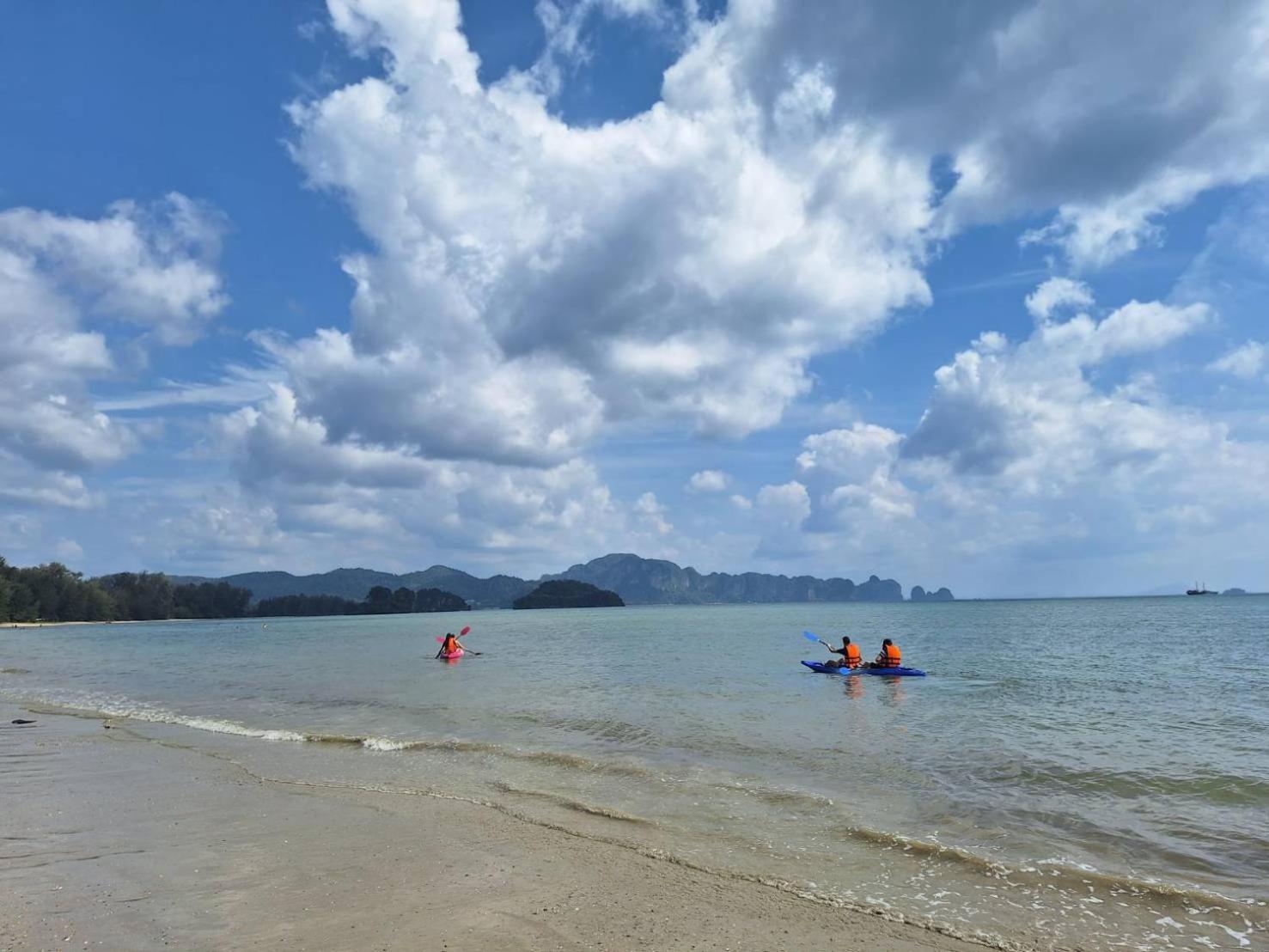 Pan Beachfront Resort Krabi Klong Muang Beach Exterior photo