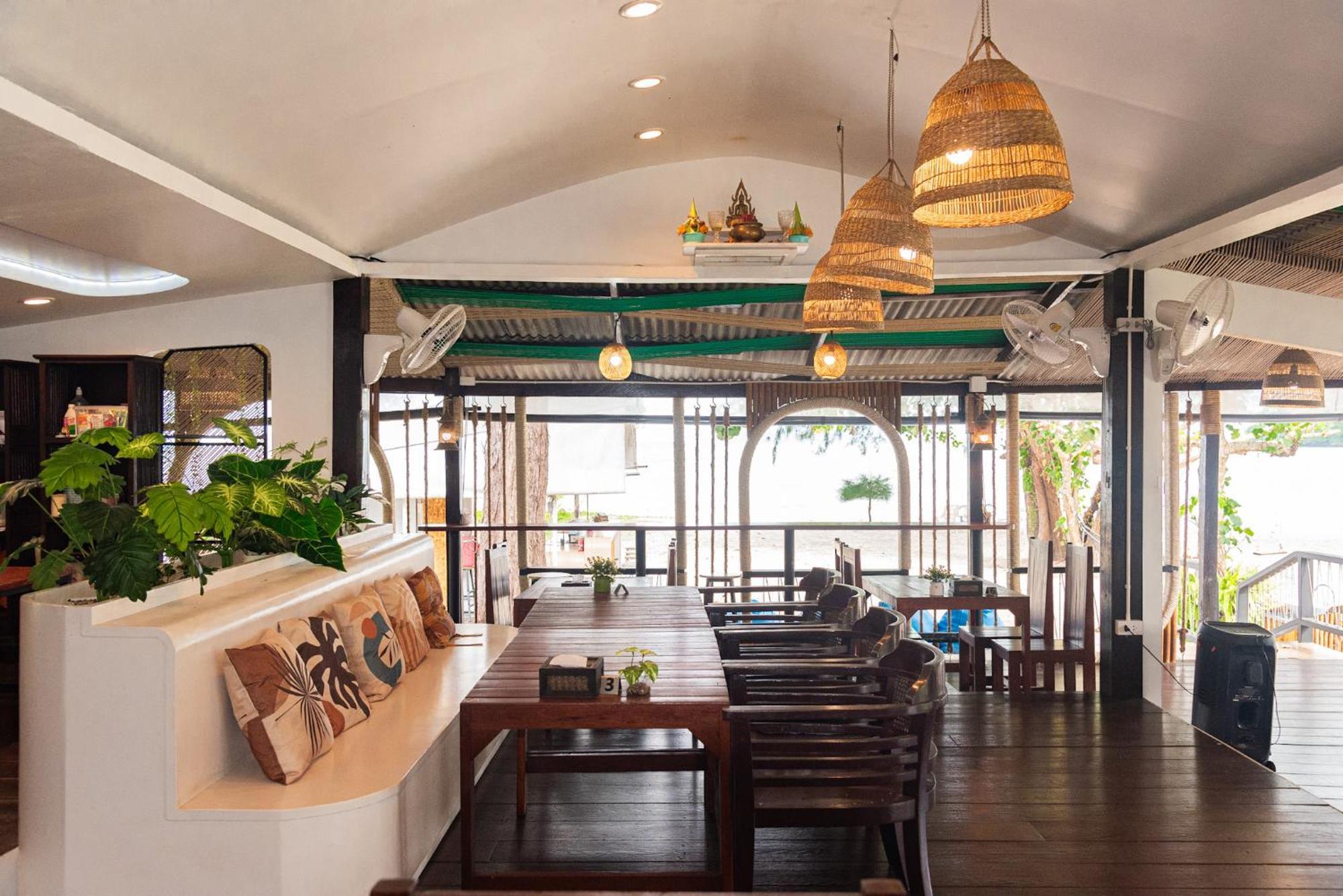 Pan Beachfront Resort Krabi Klong Muang Beach Exterior photo